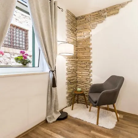 Boutique Luxury Apartment